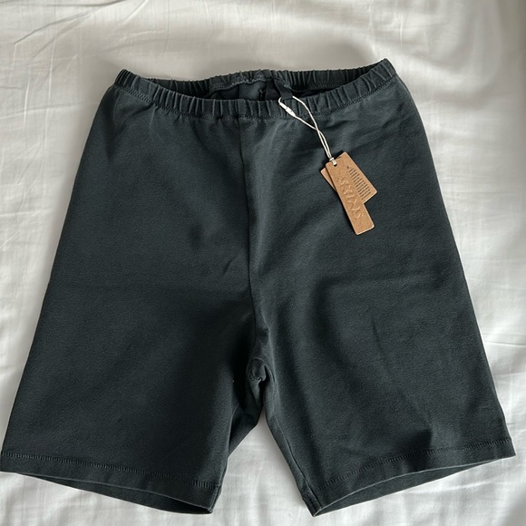 Skims Charcoal Gray Shorts - Picture 1 of 4